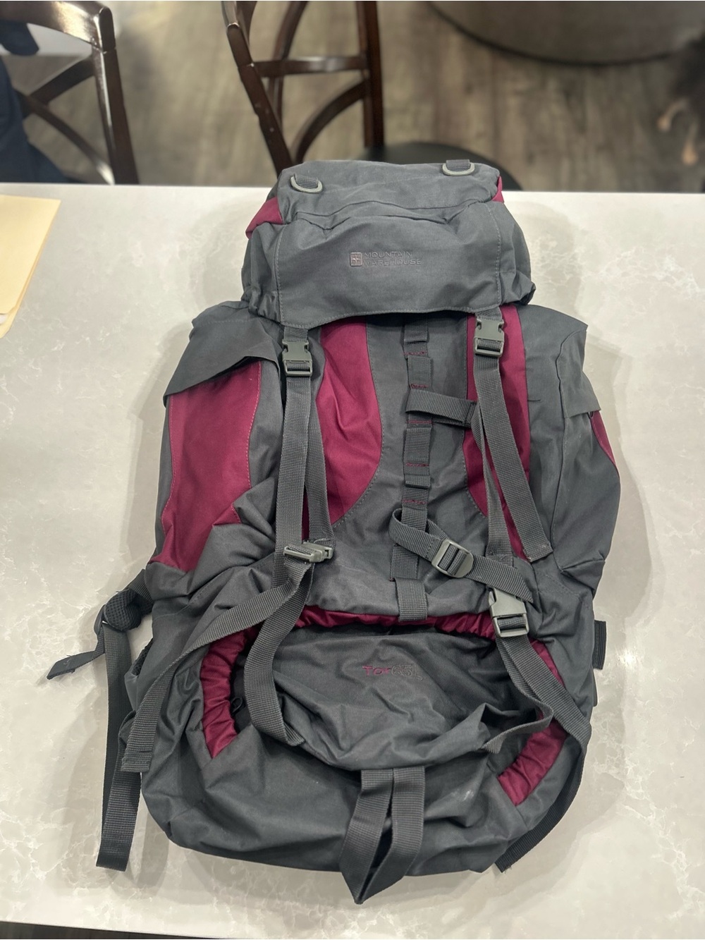 Mountain warehouse 65L